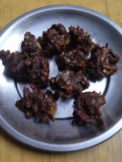 ராகி புளிப்பு பக்கோடா(ragi pakoda recipe in tamil) செய்முறை முக்கிய புகைப்படம்