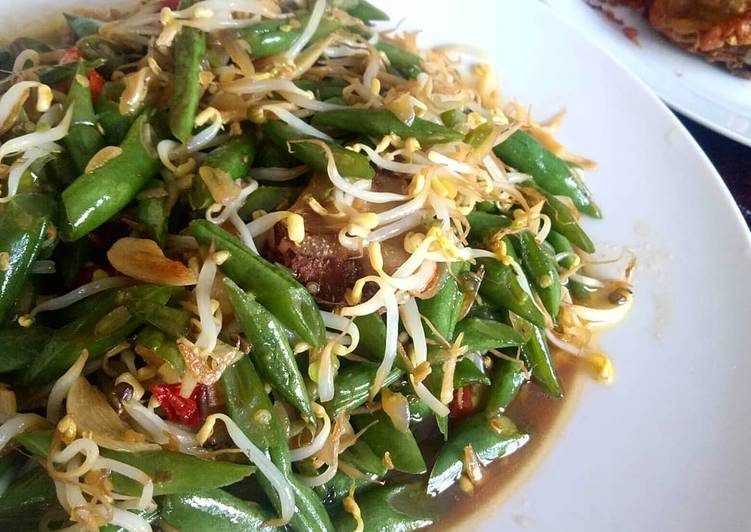 Oseng buncis udang rebon