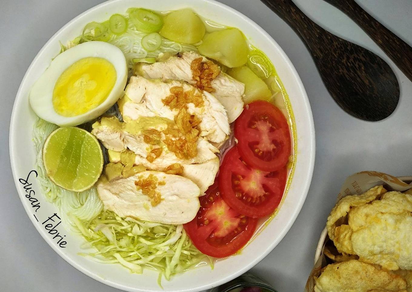 Soto Bening Daging Ayam