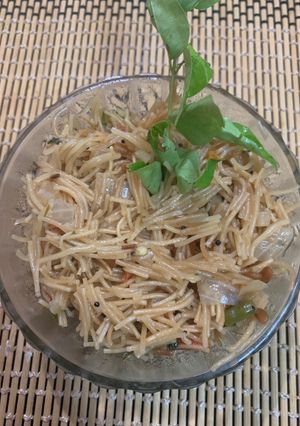 A picture of Pressure cooker vermicelli upma.