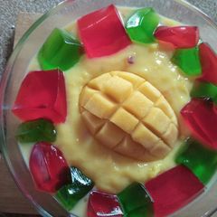 Mango jelly custard A picture of Mango jelly custard.