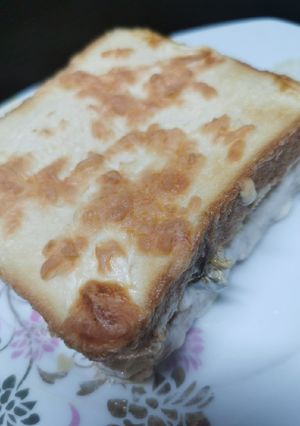 صورة لوصفة صينية توست بالدجاج
