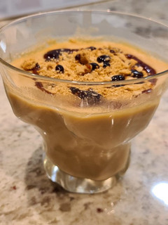 Una foto de Crema de galletas María y caramelo