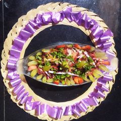 A picture of Fruits and Vegetables Salad.