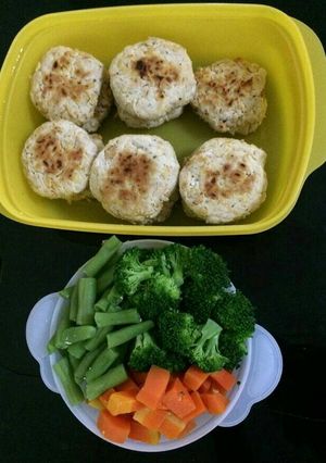 Foto resep Steak dada ayam dan tempe buat diet, no oil,pake teflon