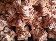 Una foto de decorar pasteles