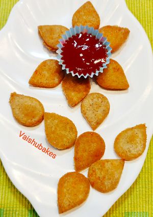 A picture of Baked Semolina Petals.