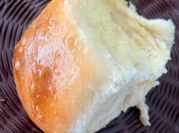 A picture of bread roll