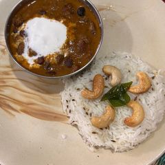 A picture of Rajma chawal.