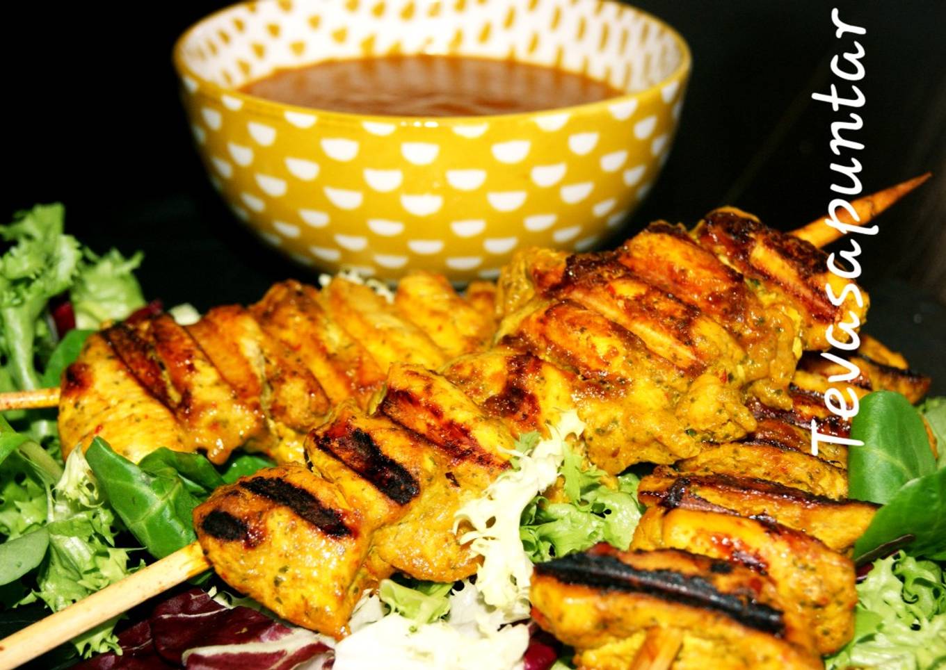 Satay de pollo con salsa de cacahuete 🥜 🌶 🥜