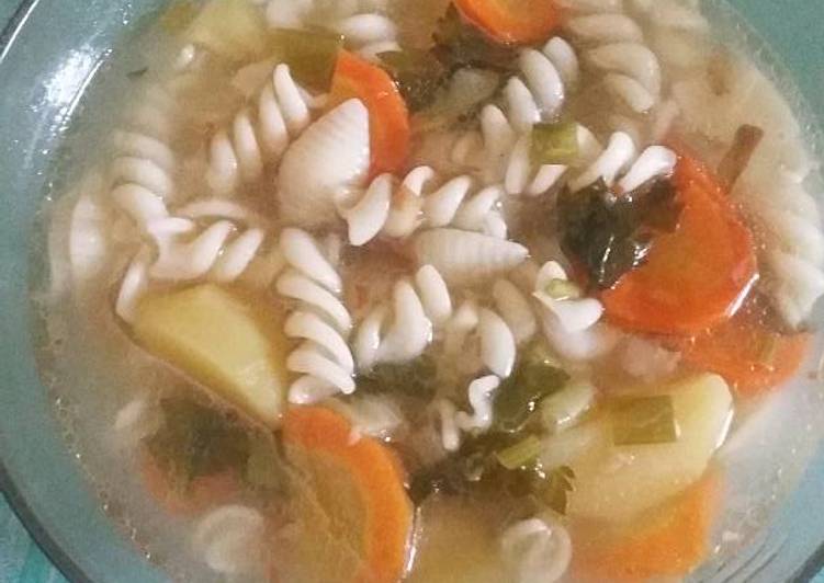 Langkah Mudah untuk Menyiapkan Sup sayur makroni Anti Gagal