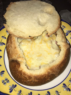 Una foto de Bollo de Pan Relleno