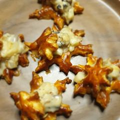 Mushroom puff stars A picture of Mushroom puff stars.