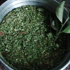 A picture of Curryleaf powder.