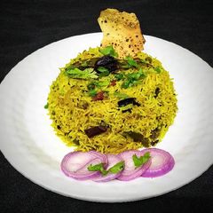 A picture of Vegetable Pulao.