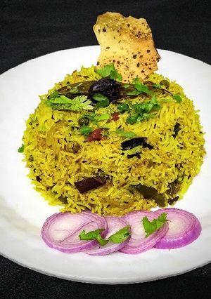 A picture of Vegetable Pulao.
