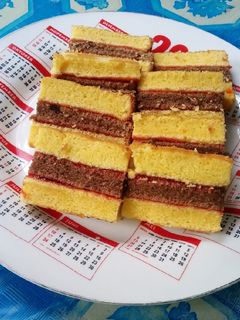 Foto resep Lapis surabaya lembut ekonomis