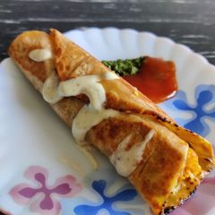 A picture of Maggi masala cauliflower wrap.