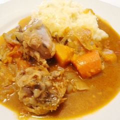 A picture of Chicken cacciatore.