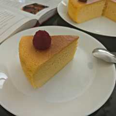 كعكة الجبن اليابانية japanese cheesecake-レシピのメイン写真