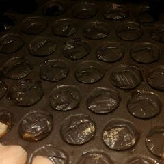 A picture of Chocolate topping.