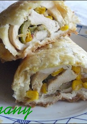 Una foto de Hojaldre de pollo arrollado