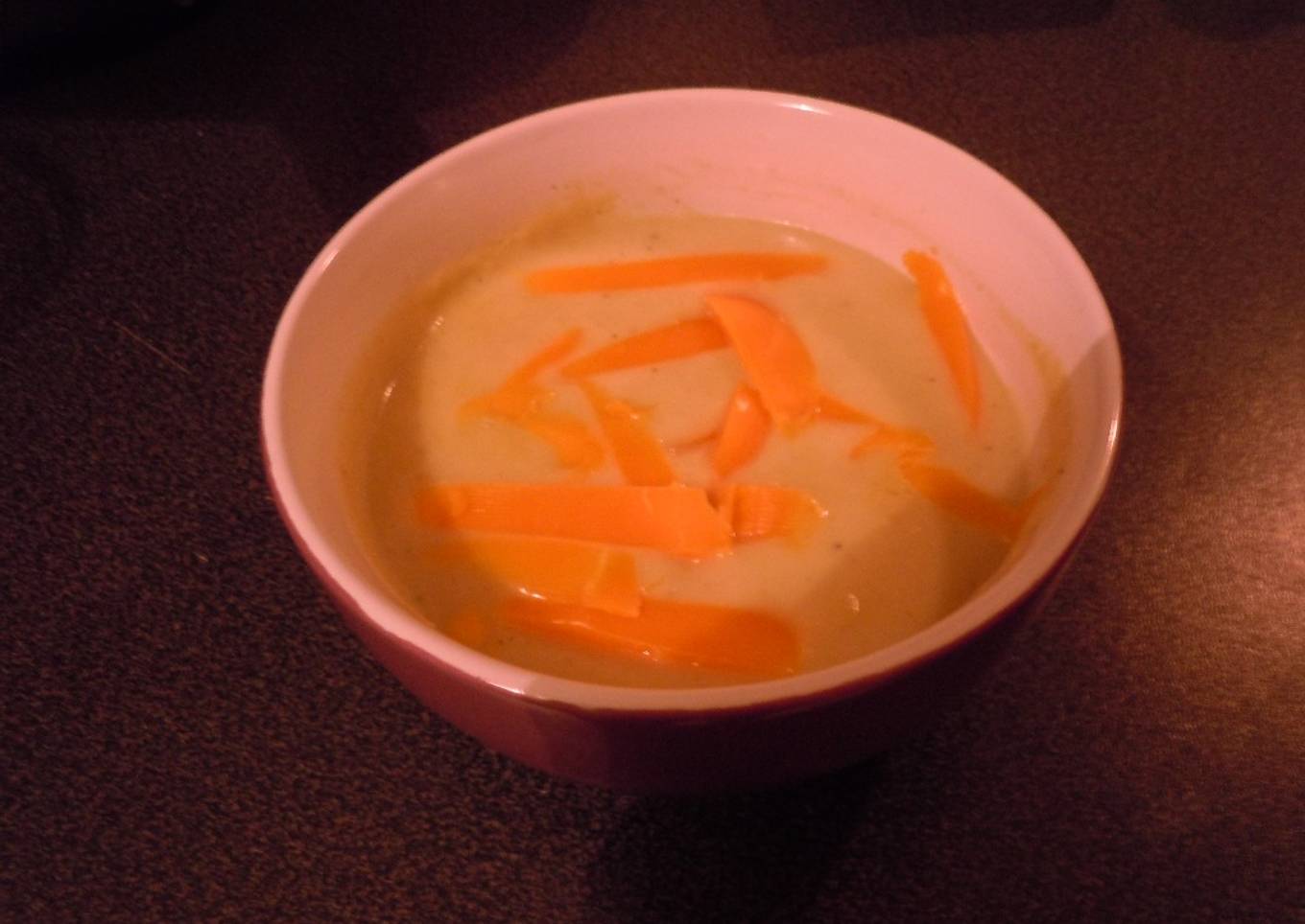 Velouté d'endives à la mimolette