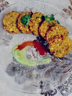 A picture of Chana Daal Vada.