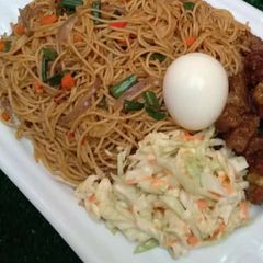 A picture of Spaghetti Jollof.