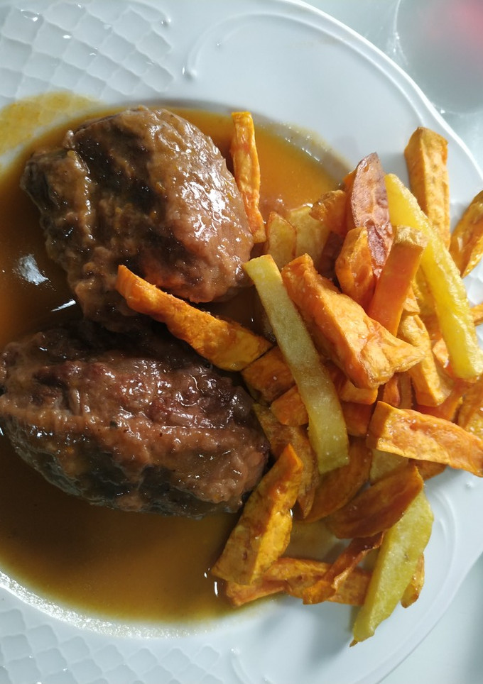 Una foto de Carrilleras de cerdo al vino