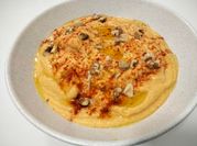 Una foto de acompañar el humus