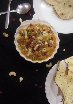 A picture of Navratan korma Restaurant style.