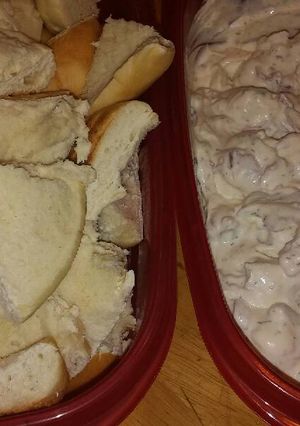 A picture of Beef Bagel Dip.
