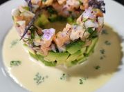 Una foto de timbal de palta