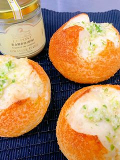 「樂朋鵝油」法國香蒜麵包 的食譜成品照片