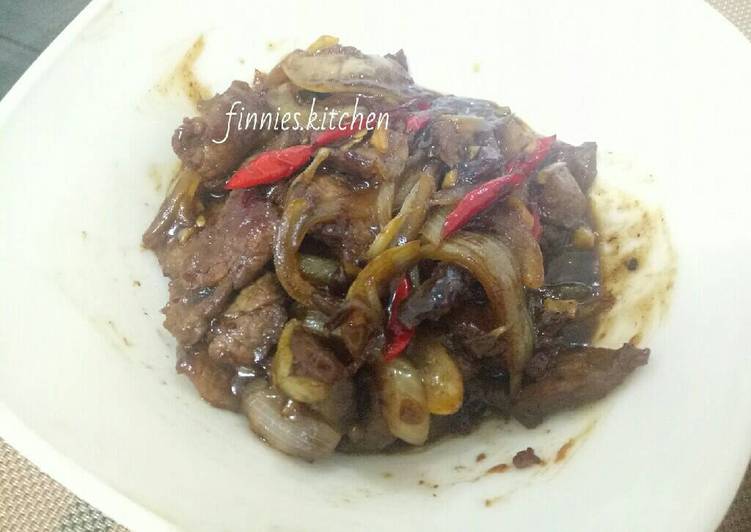 Sapi tumis bawang bombay