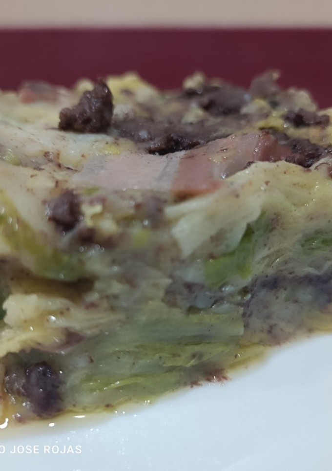 Una foto de Trinxat de col, patatas, morcilla y panceta