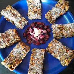 A picture of Healthy energy bars.