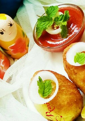 A picture of #Tiffin box Bread Roll.