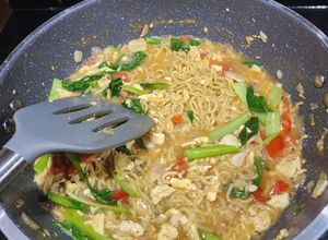 Foto resep Mie Nyemek Indomie Goreng