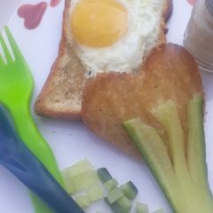 A picture of Half fry with love.