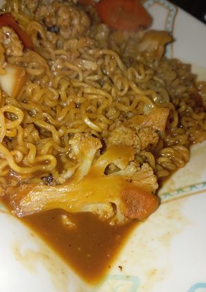 Una foto de Ramen de Coliflor vegana a la naranja
