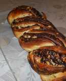 Trenza de chocolate y almendras