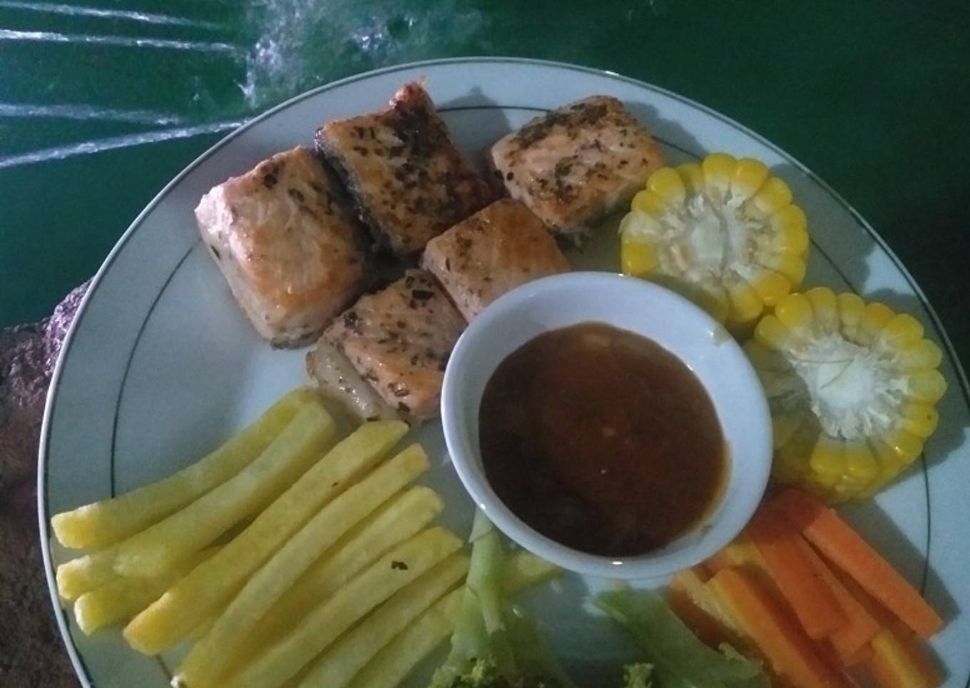 Steak salmon saus bbq home made (panggang teflon)