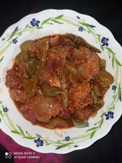চিলি চিকেন (chilli chicken recipe in Bengali) রেসিপির প্রধান ছবি