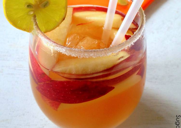 Apple Ginger Lemonade