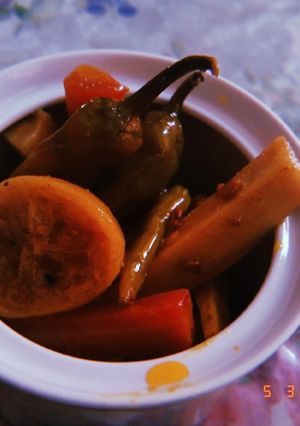 A picture of Mixed vegetable pickle.