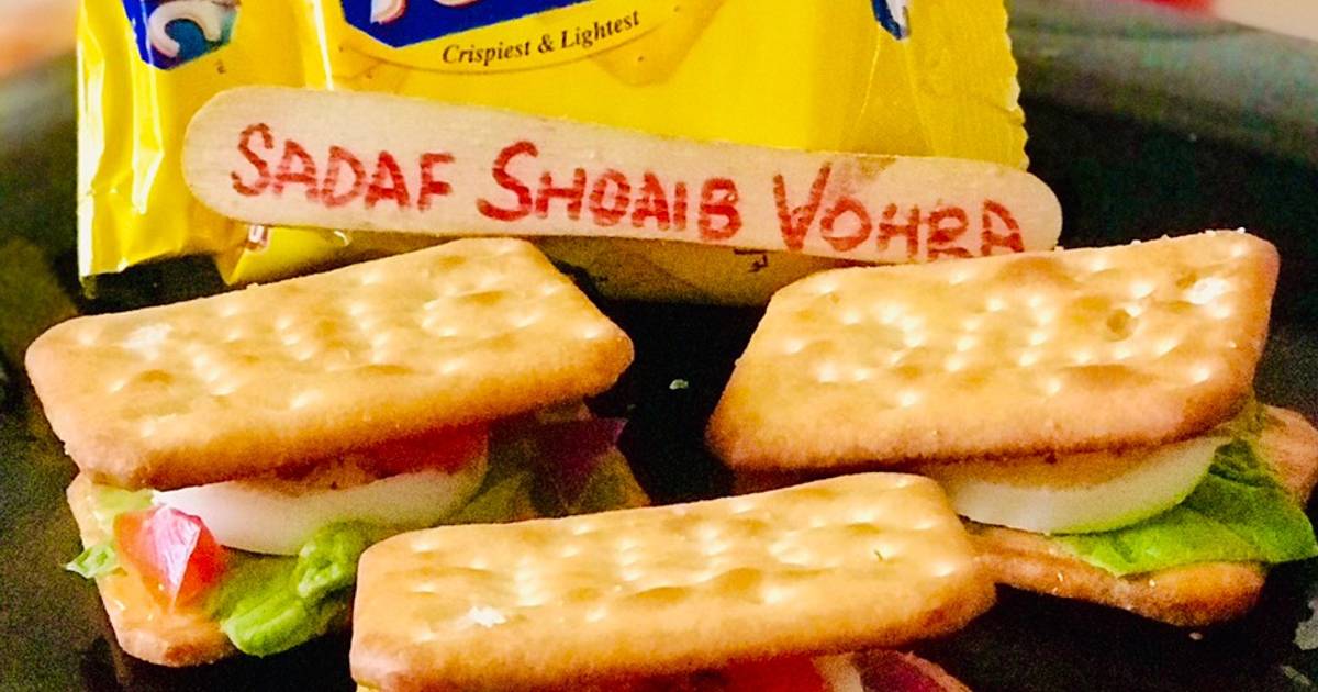 Quick Cracker sandwich Recipe by Sadaf Shoaib Vohra Cookpad