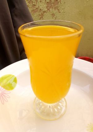 A picture of Mango juice.