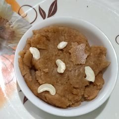A picture of Wheat flour halwa.
